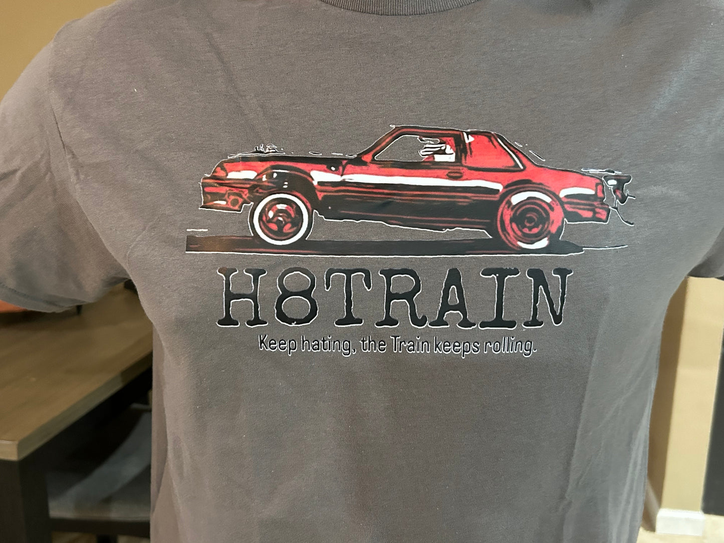 H8 TRAIN CLASSIC LOGO TEE